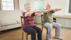 Wenn es Ihnen schwerfällt, sich zu bücken und wieder aufzustehen – beginnen Sie damit