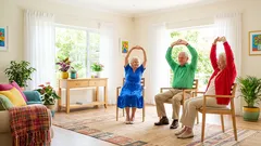 Stuhlgymnastik: eine einfache Möglichkeit, nach 50 nicht einzurosten